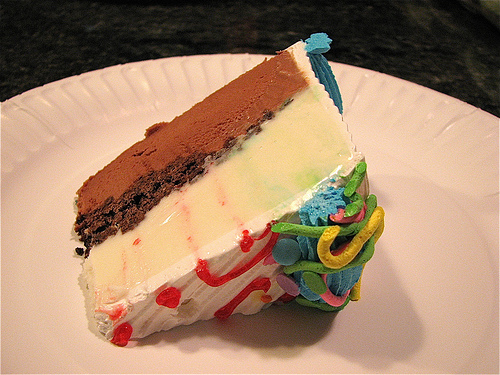 Carvel Cake Designs Carval serves a generous portion, when it comes to the crab cake; it was totally worth the $ price tag. I've been to restaurants that skimp on the crab cake, but 4/4(93).